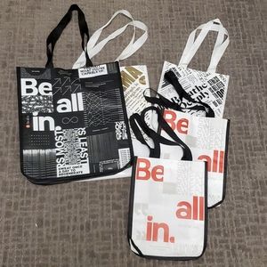 Lot of 5 reusable Lululemon tote bags.